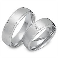 alianzas 14 quilates oro blanco 3 diamantes