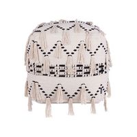 puf beige y negro con borlas decorativas de punto de algodon diseno boho thondi
