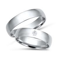 alianzas 8 quilates oro blanco con diamante