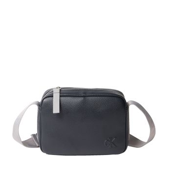 Calvin Klein Jeans. Bolso tipo cargo a doble tono para hombre LV04G3081G-WJQ