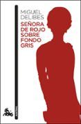 senora de rojo sobre fondo gris