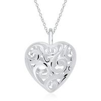 cadena de plata 925 con medallon en forma de corazon
