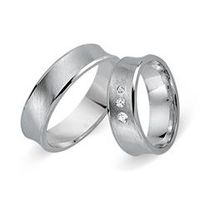 alianzas 14 quilates oro blanco 3 diamantes