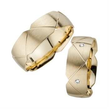 Alianzas oro amarillo con diamantes ancho 7 mm