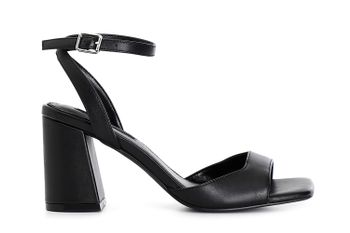 sandalias de piel con cierre en el tobillo black