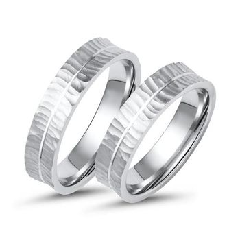 Alianzas de oro blanco o platino