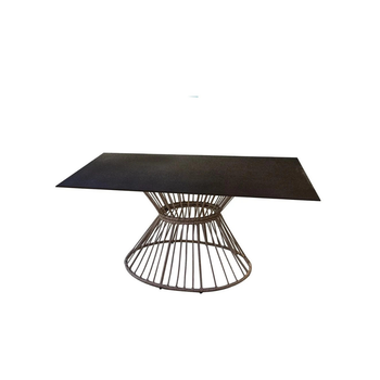 Mesa Exterior Ariki 150 X 120 Marrón