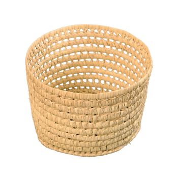 Cesta redonda con hojas de palmera