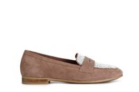 mocasines de piel de ante con puntera de pedreria taupe