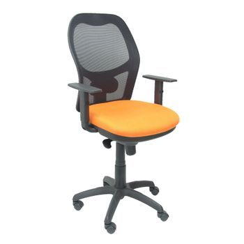 Silla De Oficina Ergonómica Con Mecanismo Sincro, Brazos Regulables Y Ajustable En Altura  Respaldo De Malla Transpirable En Color Negro Y Asiento Tapizados En Tejido Bali Color Naranja Piqueras Y Crespo Modelo Jorquera