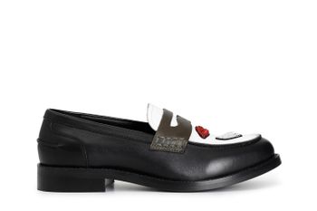 mocasín de piel para mujer con parche. black combo 36