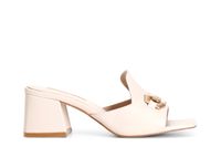 zapatilla de piel con accesorio powder