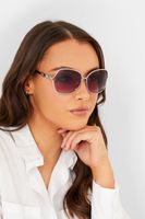 gafas de sol lentes negras de metal plateado
