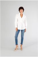 camisa escote profundo y solapas white