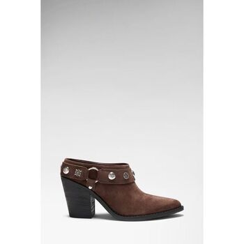 Guess Sandalias FLTSAN SUE09 SASHLIN-BROWN para mujer