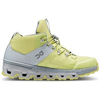 on zapatillas de running cloudtrax para mujer