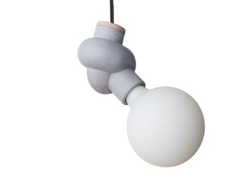 Lámpara colgante de hormigón y madera cable negro bombilla led porcela