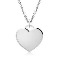 colgante de plata preciosa en forma de corazon con cadena