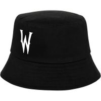 gorro pesquero wednesday miercoles addams