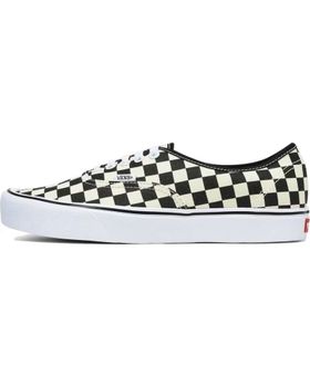 de VANS OFF THE WALL VANS AUTHENTIC OFF THE WALL CON ESTAMPADO AJEDREZ BLANCO Y NEGRO VARIOS COLORES