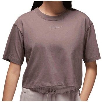 Nike Tops y Camisetas Boxy para mujer