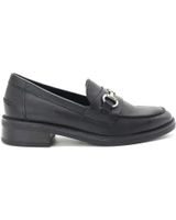 de clara duran mocasin aplique metalico vilma negro