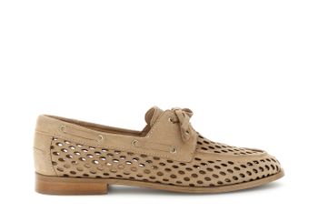 derby con cordones en piel perforada beige
