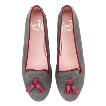 Slipper ante gris borlas ante burdeos.