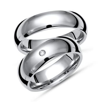 Alianzas de boda de titanio grabado de diamantes