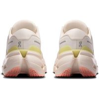 on zapatillas de running cloudrunner 3 para mujer