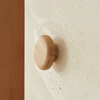 Percha de roble macizo