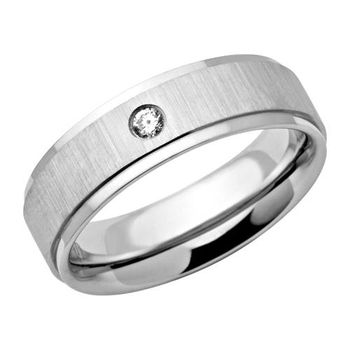 Anillo moderno de acero inoxidable mate con circonita