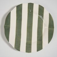 plato llano de ceramica de rayas blancas y verdes