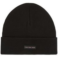 calvin klein jeans gorro patch beanie para mujer