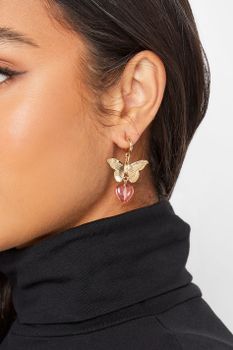 Pendientes Dorados De Mariposas Y Corazones