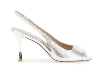 zapato slingback abierto en piel laminada silver