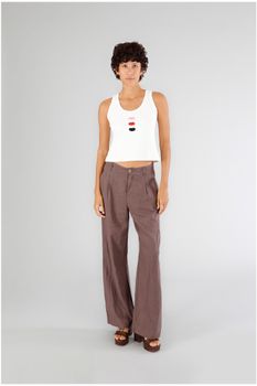 camiseta de tirantes escotada con parche butter