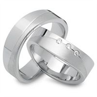 alianzas 8 quilates oro blanco 3 diamantes