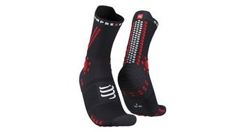 Par de calcetines compressport pro racing v4 0 trail black   red