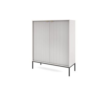 El aparador avon de estilo retro. mide 125x104x39 cm e incluye 6 estantes y 2 puertas.