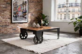 Mesa de centro móvil de madera marron