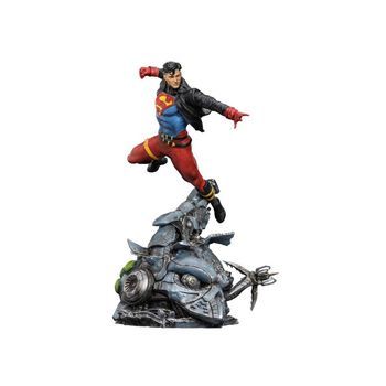 Figura Art Scale Dc Comics Superboy