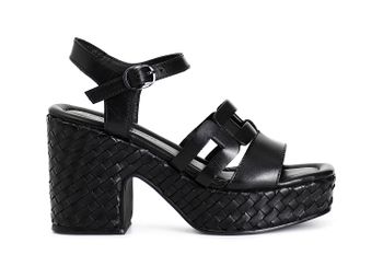 sandalias gilda de piel con dos bandas delanteras y cuña tejida black