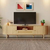 sweiko mueble de television moderno cajones de ratan compartimentos abiertos tablero redondeado patas de metal y madera salon