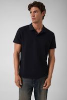 polo con logo bordado