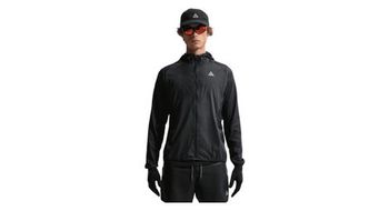 Chaqueta cortavientos nike acg negra para hombre