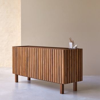Mueble de almacenaje de madera de mango 164 cm