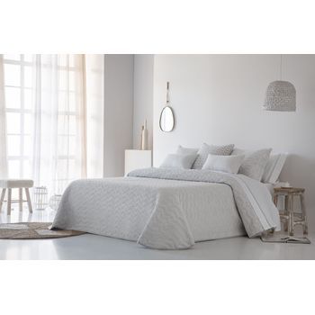 Colcha Bouti Modelo Rodas Jvr 270x270 Para Cama 180 Cm.