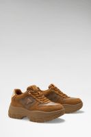 zapatillas de correr beneto logo