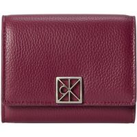 calvin klein jeans cartera emblem hw pebble trifold wzip para mujer